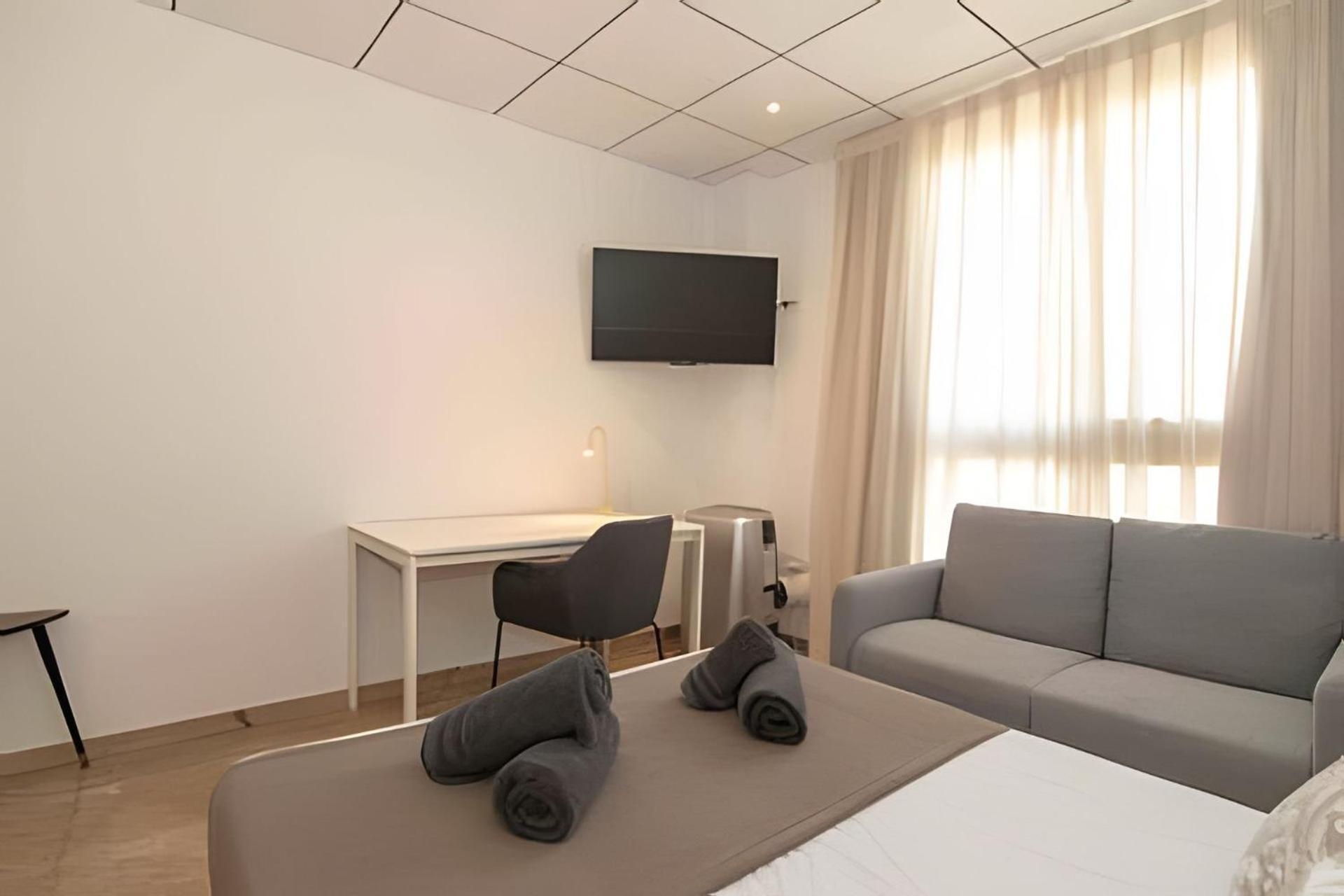 11 Nights Studios Valencia Eksteriør billede