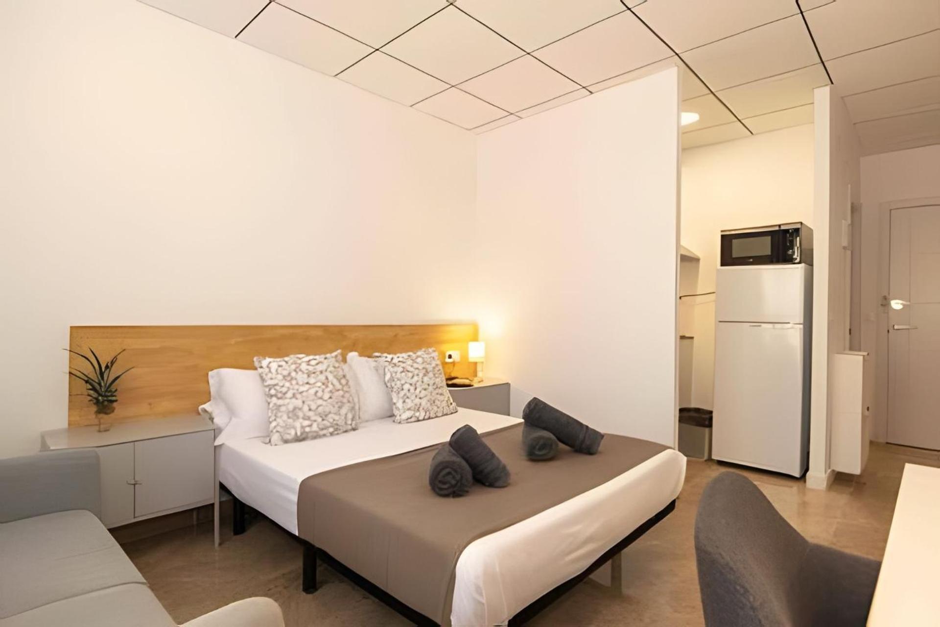 11 Nights Studios Valencia Eksteriør billede