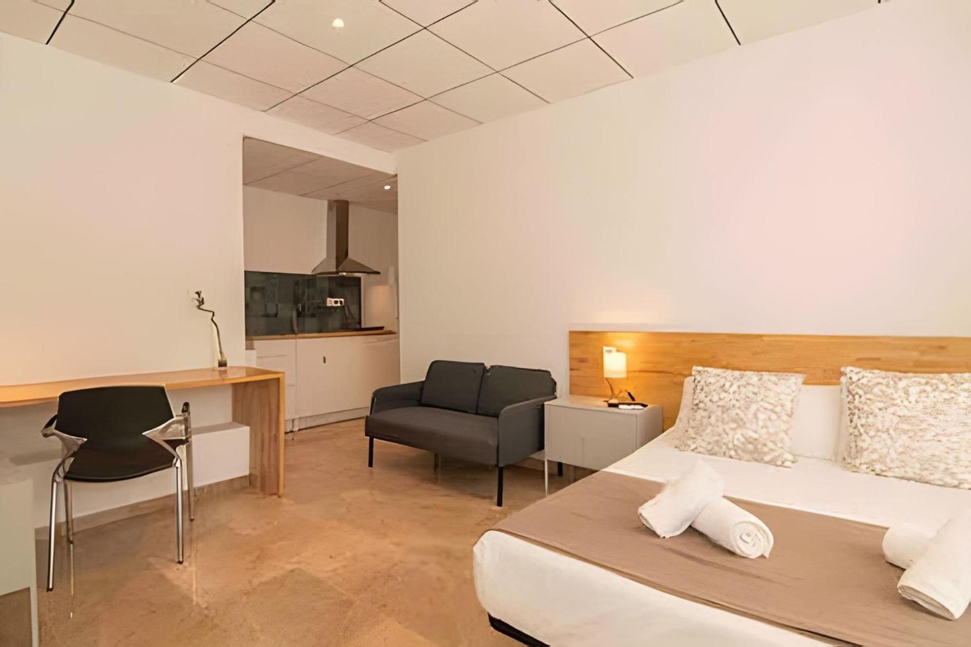 11 Nights Studios Valencia Eksteriør billede